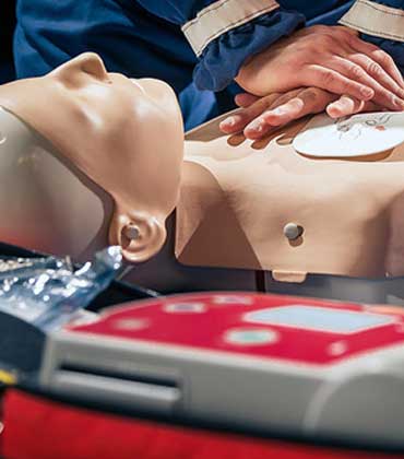 1 Day Emergency First Aid at Work Training in Liverpool Manchester and across North Wales